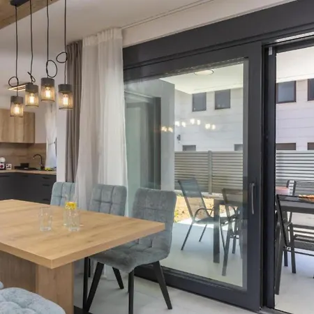 Charming Island Krk With Private Pool Lejlighed *