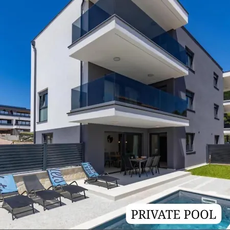 Charming Island Krk With Private Pool Апартаменты *