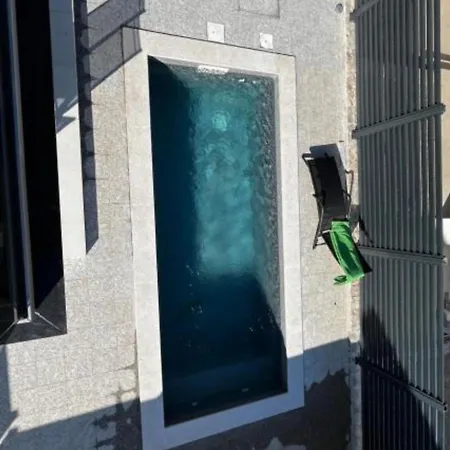 Charming Island Krk With Private Pool Апартаменты Крк