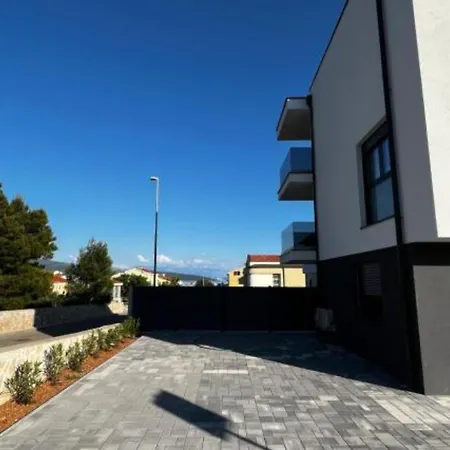 Charming Island Krk With Private Pool Крк