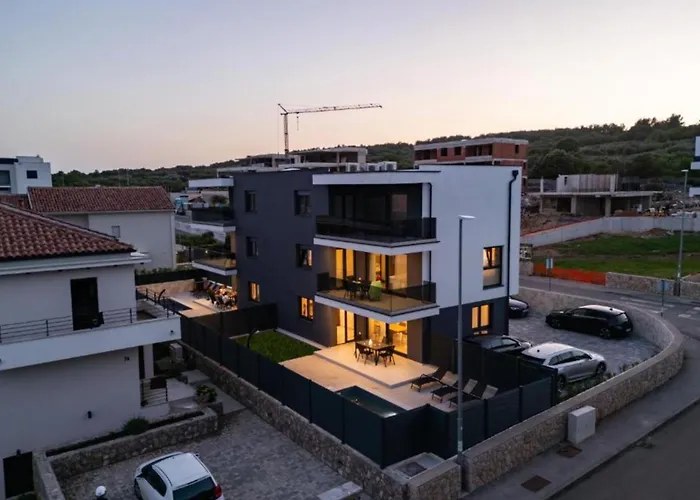 Charming Island Krk With Private Pool Apartment